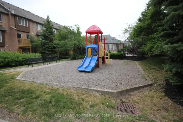 Additional image 16 of 50 strathaven Dr Unit 9