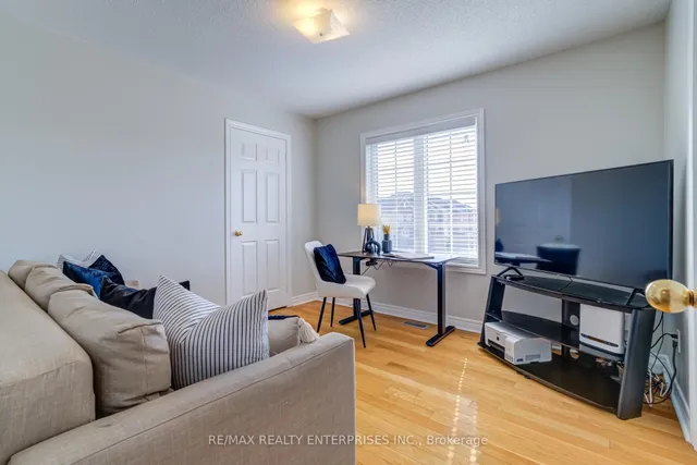 Additional image 26 of 148 Bayhampton Dr