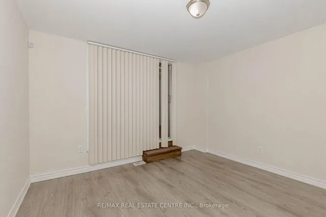 Additional image 31 of 15 Benton St