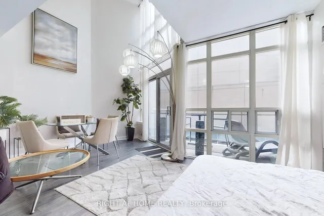 Additional image 17 of 255 Richmond St Unit 401