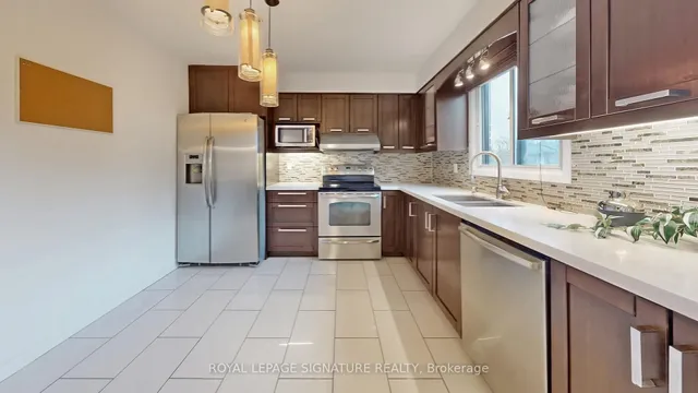 Additional image 14 of 73 Spire Hillway N/A
