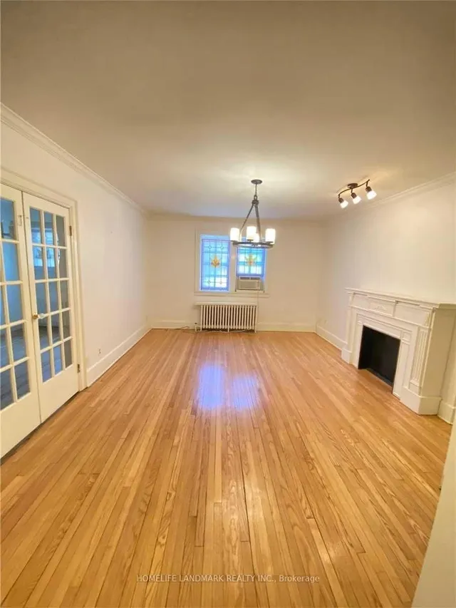 Additional image 4 of 480 Oriole Pkwy Unit 107