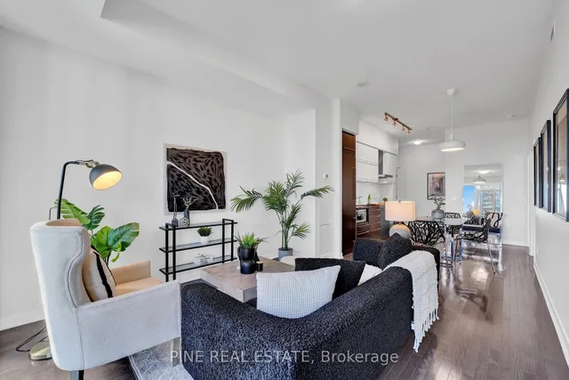 Additional image 5 of 770 Bay St Unit 2602