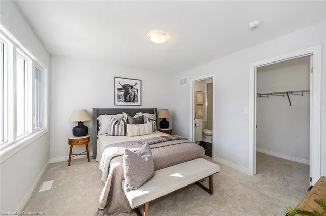 Additional image 37 of 205 Thames Way Unit 24