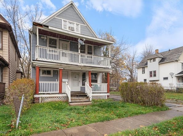 9425 Carton Ave, Cleveland, OH 44104