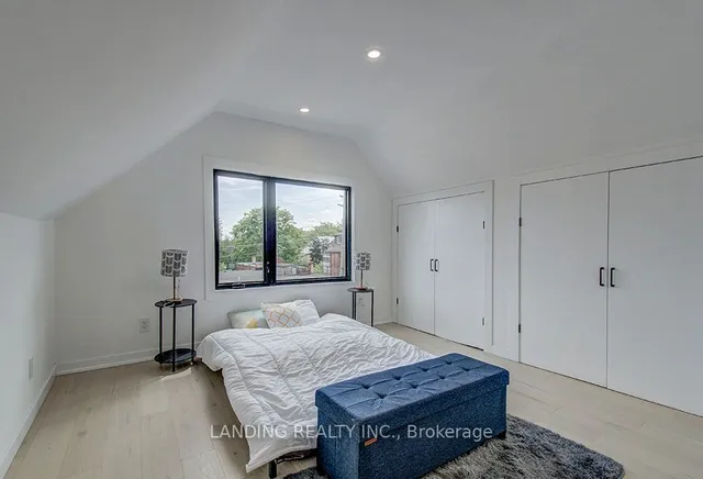 Additional image 18 of 48 Sanford Ave