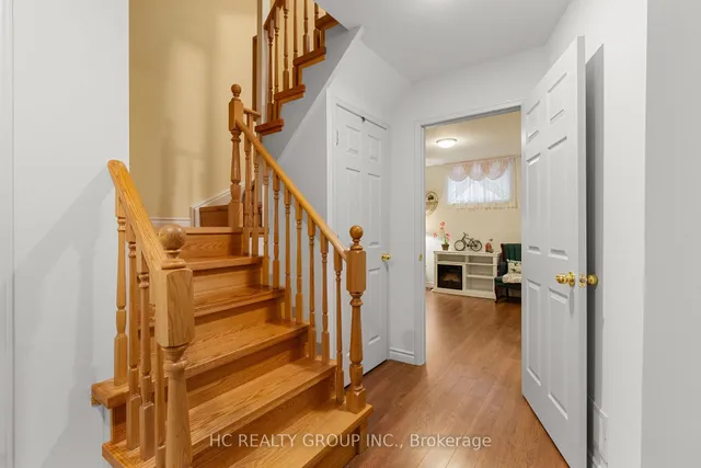 Additional image 23 of 83 Mondeo Dr Unit 535