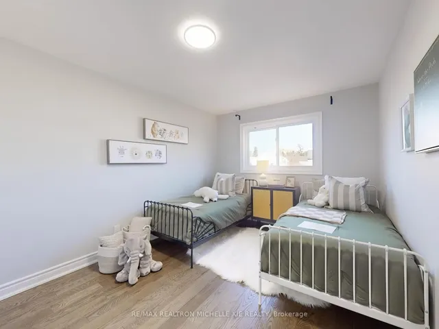 Additional image 25 of 52 Revlis Cres