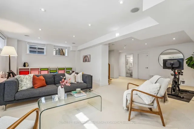 Additional image 27 of 12 Highland Cres