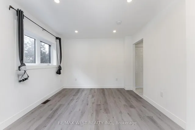 Additional image 7 of 102 Guestville Ave