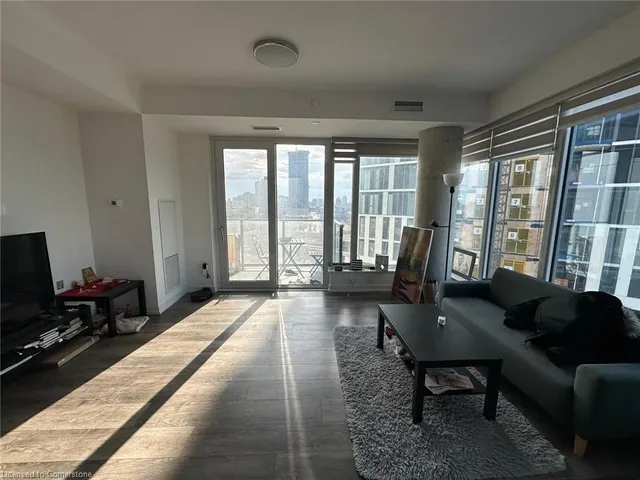 Additional image 9 of 15 Wellington St Unit 606