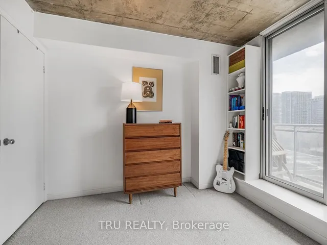 Additional image 23 of 1029 King St Unit 841