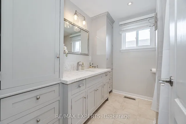 Additional image 19 of 92 Ambleside Dr