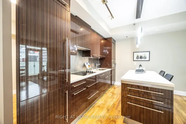 Additional image 10 of 80 John St Unit 1101