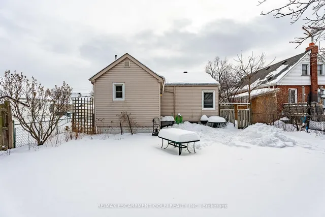 Additional image 30 of 69 Vansitmart Ave