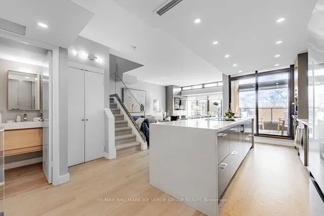 Additional image 5 of 40 Oaklands Ave Unit 335