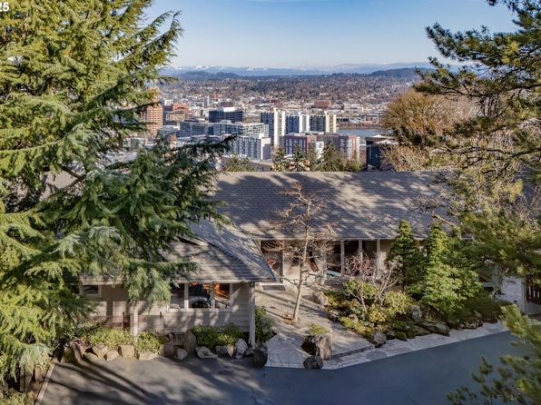 1205 SW Myrtle Dr, Portland, OR 97201
