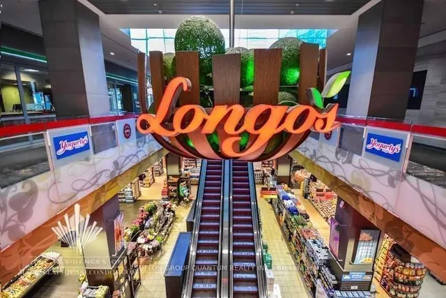 Additional image 27 of 55 Bremner Blvd Unit 2407