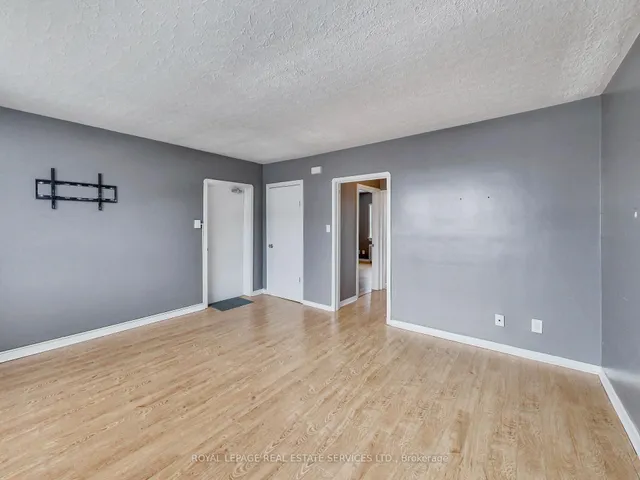 Additional image 17 of 197 Royal York Rd