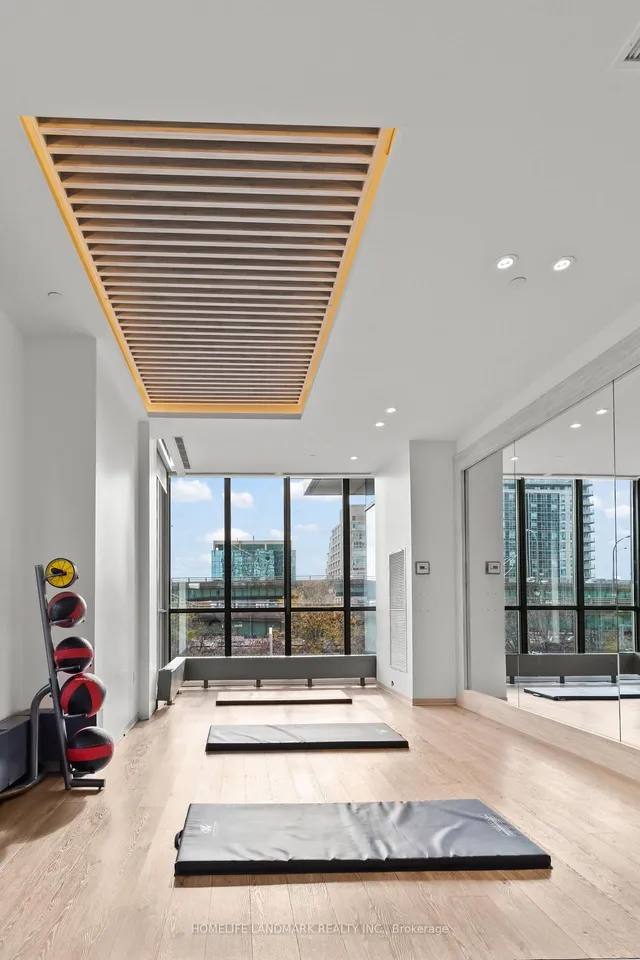 Additional image 27 of 15 Fort York Blvd Unit 2610