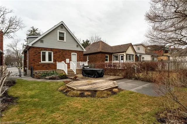 Additional image 34 of 272 Cumberland Ave