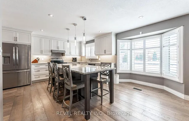 Additional image 7 of 7 Sugarplum Crt