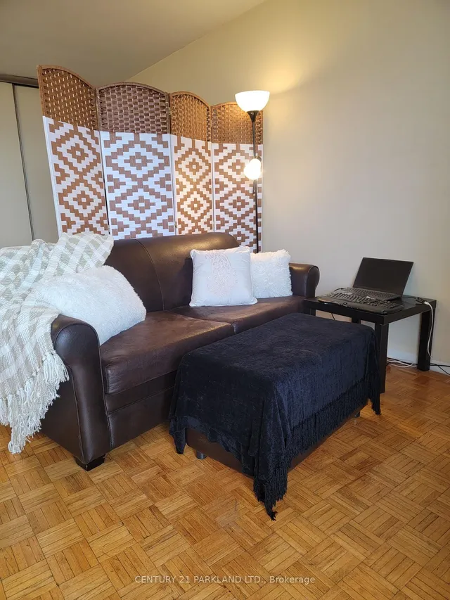 Additional image 3 of 1 Massey Sq Unit 1914