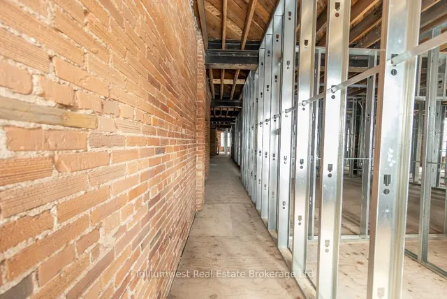 Additional image 27 of 137 King St