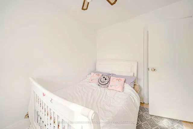 Additional image 28 of 882 Weston Rd