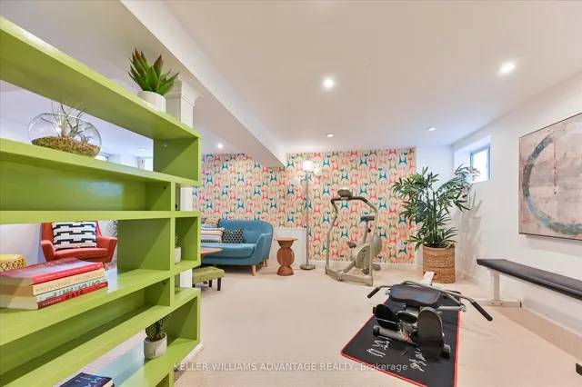 Additional image 10 of 129 Oakcrest Ave