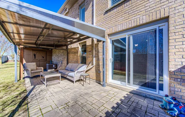 Additional image 38 of 900 Doon Village Rd Unit 4