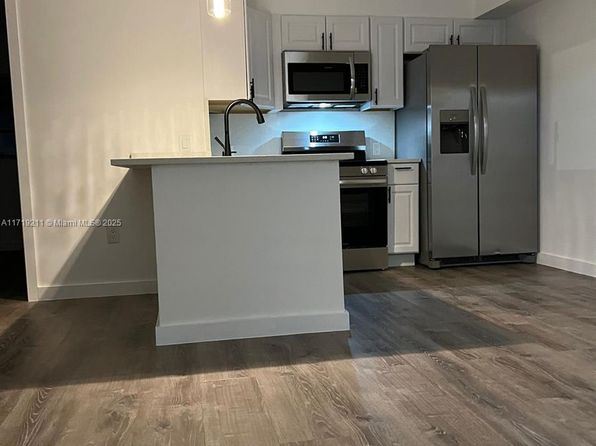 4715 NW 7th St APT 405-2, Miami, FL 33126