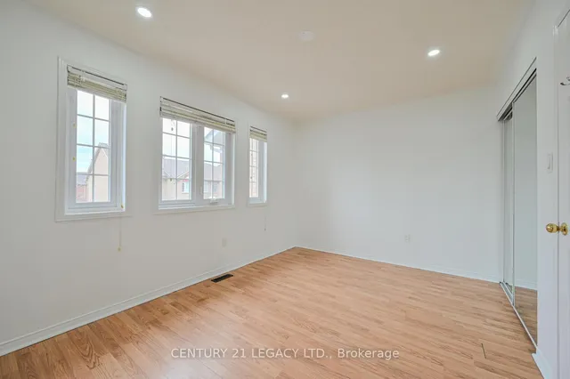 Additional image 31 of 176 Spadina Rd