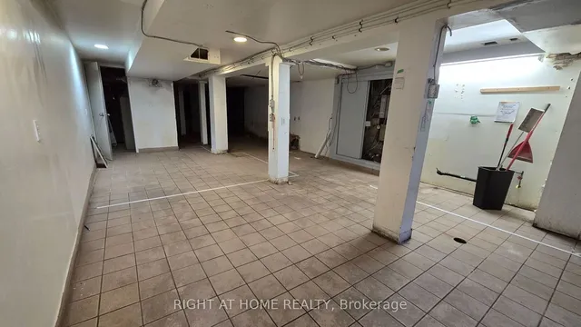 Additional image 21 of 284 Avenue Rd