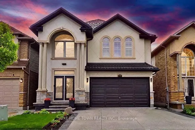 36 Chartwell Circ