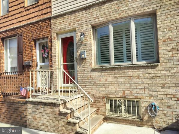 2615 S Bancroft St, Philadelphia, PA 19145