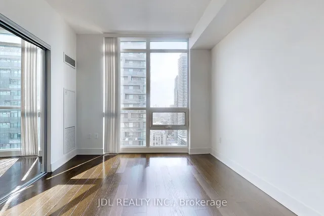 Additional image 15 of 30 Roehampton Ave Unit 2610