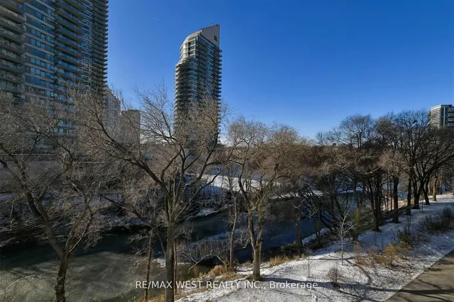 Additional image 18 of 2212 Lake Shore Blvd Unit 506