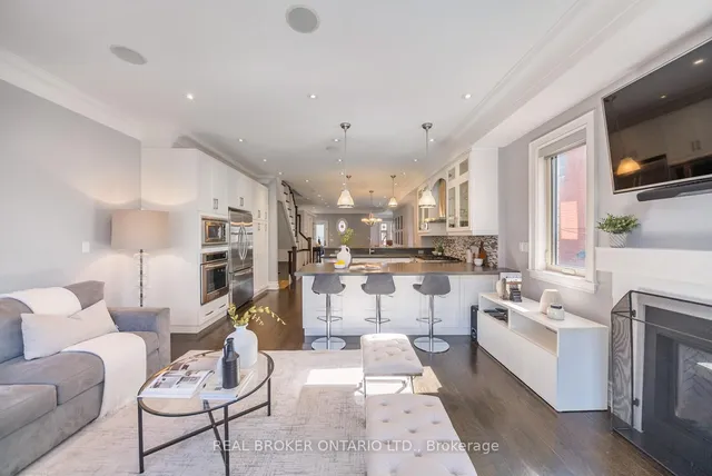 Additional image 8 of 194 Lee Ave