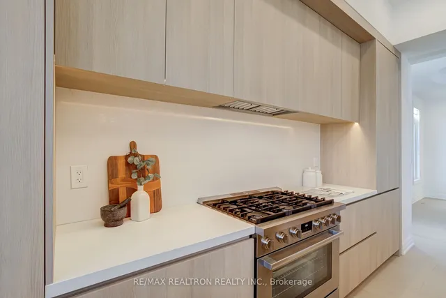 Additional image 16 of 9 June Ave