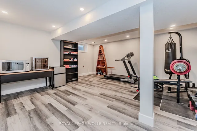 Additional image 34 of 618 Doon Dr