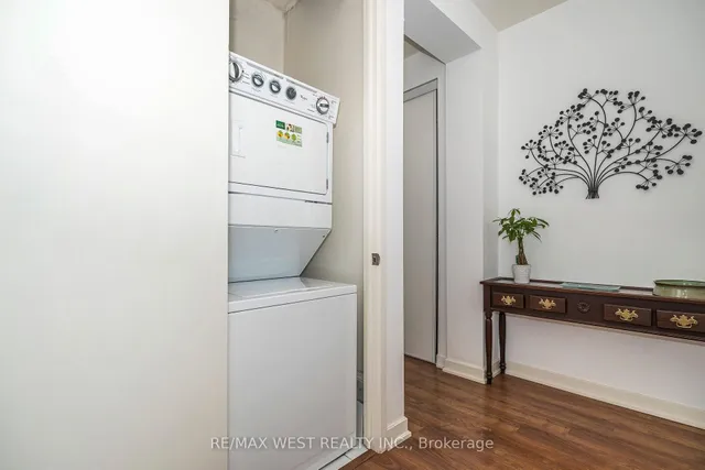 Additional image 37 of 380 Macpherson Ave Unit 333