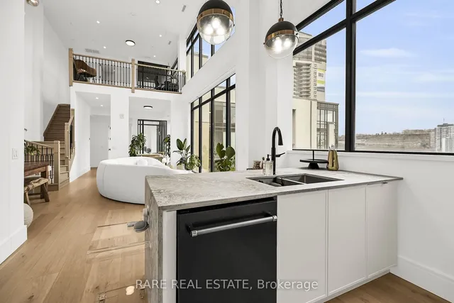 Additional image 3 of 118 King St Unit PH07