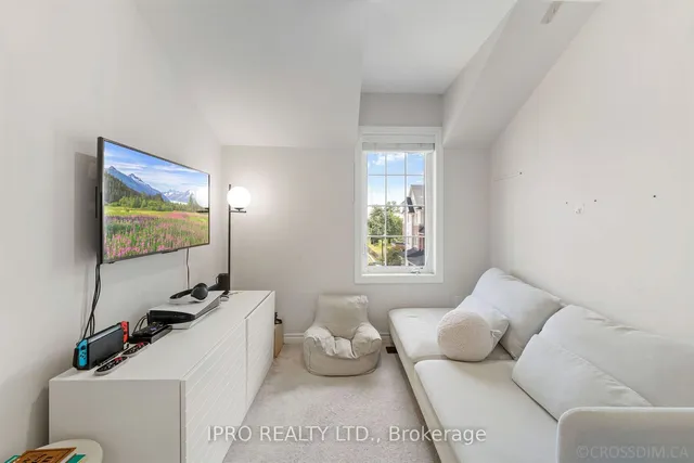 Additional image 25 of 27 Mayland Tr