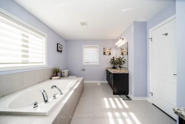 Additional image 28 of 10 Loomis Rd