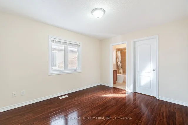 Additional image 32 of 1272 Sim Pl