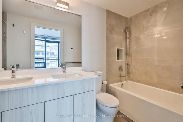 Additional image 23 of 438 King St Unit 2101