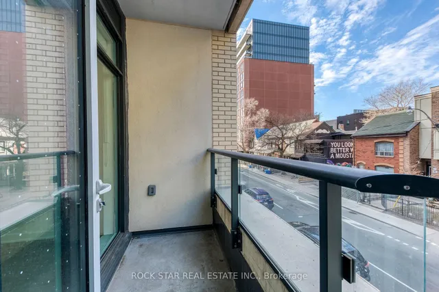 Additional image 6 of 543 Richmond St Unit 228