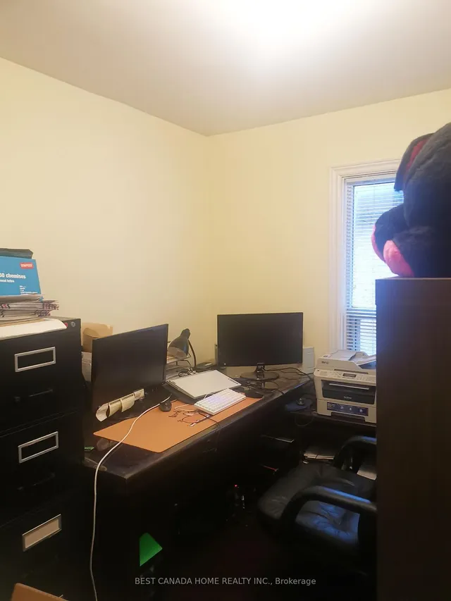 Additional image 9 of 252 Olive Ave