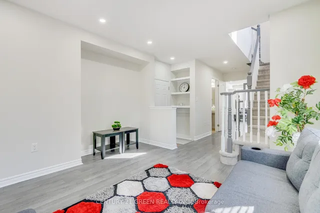 Additional image 7 of 34 Dredge Crt